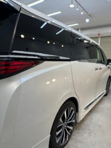 群馬県高崎市より
群馬県伊勢崎市でトヨタアルファードガラスコーティング施工後