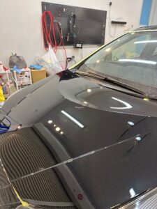 群馬県伊勢崎市でトヨタプリウス
研磨後の艶