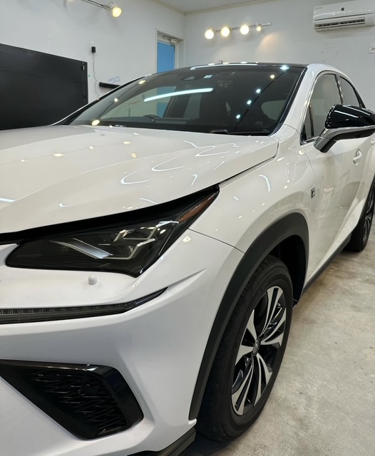 レクサス NX
コーティング施工後
ガラス撥水加工
コーティング専門店
群馬県伊勢崎市
群馬県前橋市