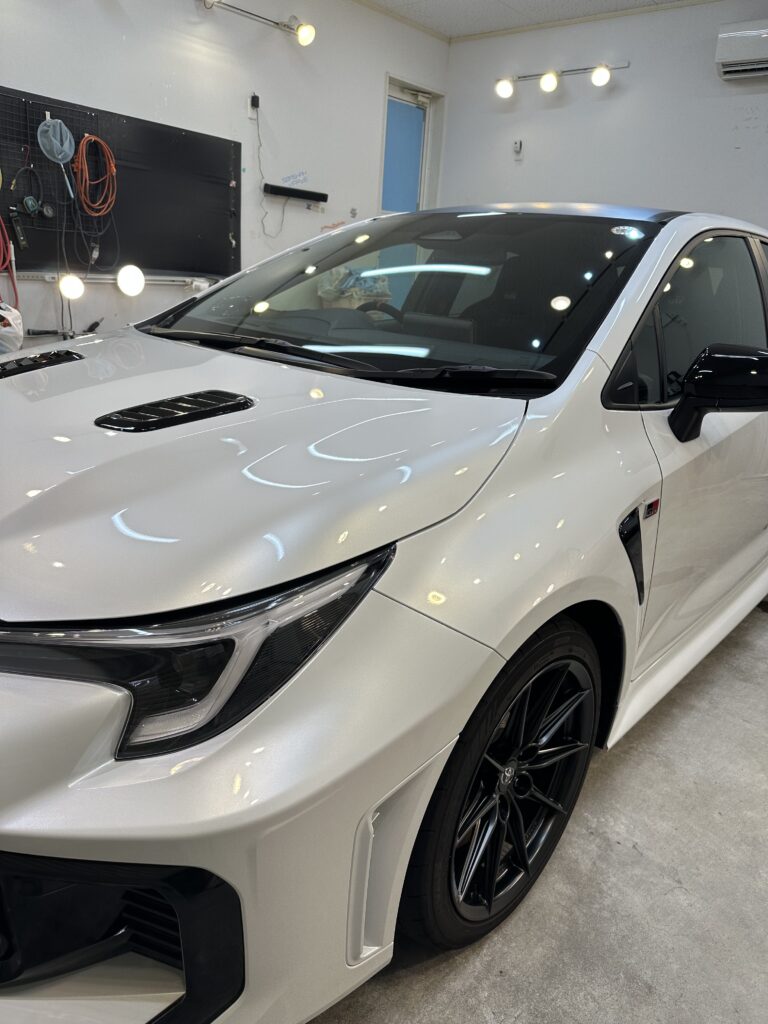 TOYOTA GRカローラに1工程研磨+セラミックコーティング施工