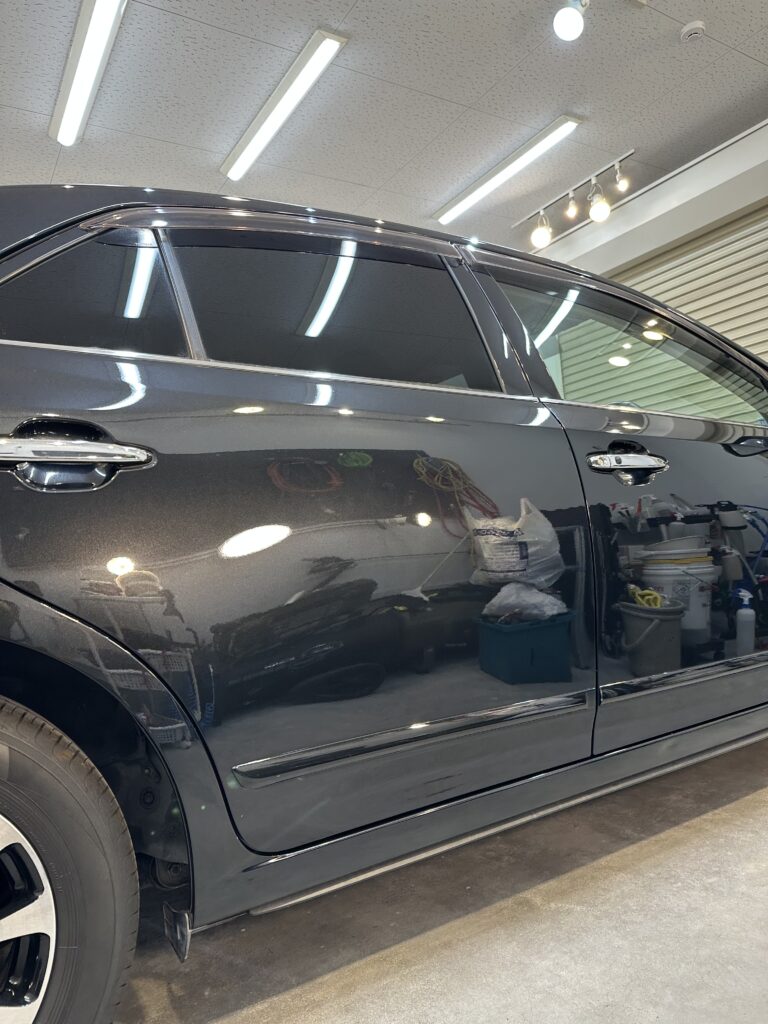伊勢崎市よりTOYOTAプレミオ
ガラスコーティング施工後の様子
