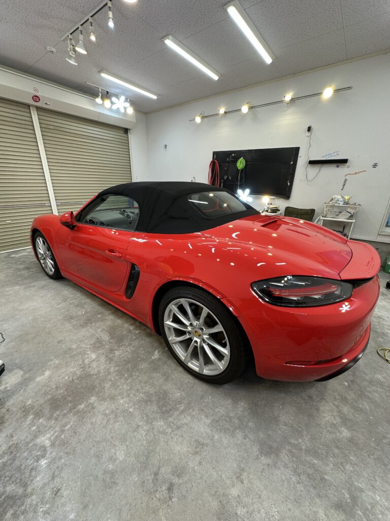 群馬県伊勢崎市|ポルシェ718ボクスター(赤)のガラスコーティング施工後のボディ