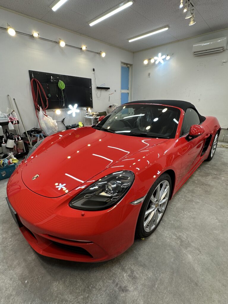 群馬県伊勢崎市|ポルシェ718ボクスター(赤)のガラスコーティング施工後のボディ