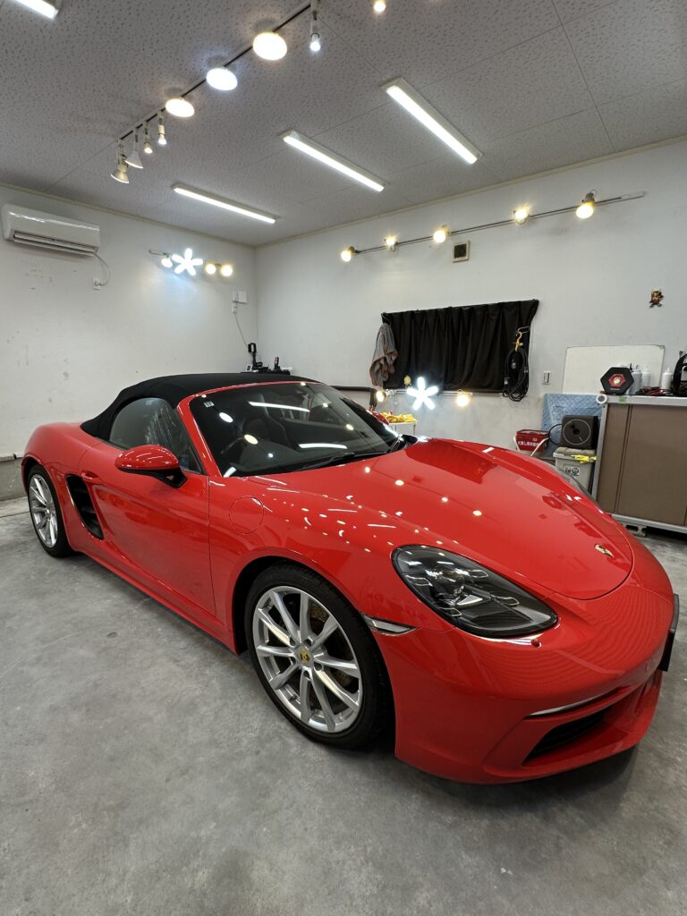 群馬県伊勢崎市|ポルシェ718ボクスター(赤)のガラスコーティング施工後のボディ